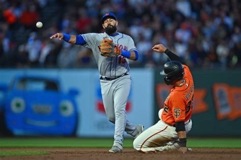 How SF Giants’ game vs. New York Mets turned in an instant, and when is it no longer ‘early’